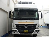 camion_de_15_tn._mercedes_benz